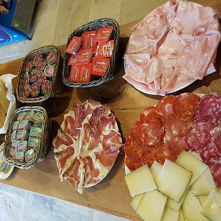 Posada Condado De La Mota موغرو المظهر الخارجي الصورة