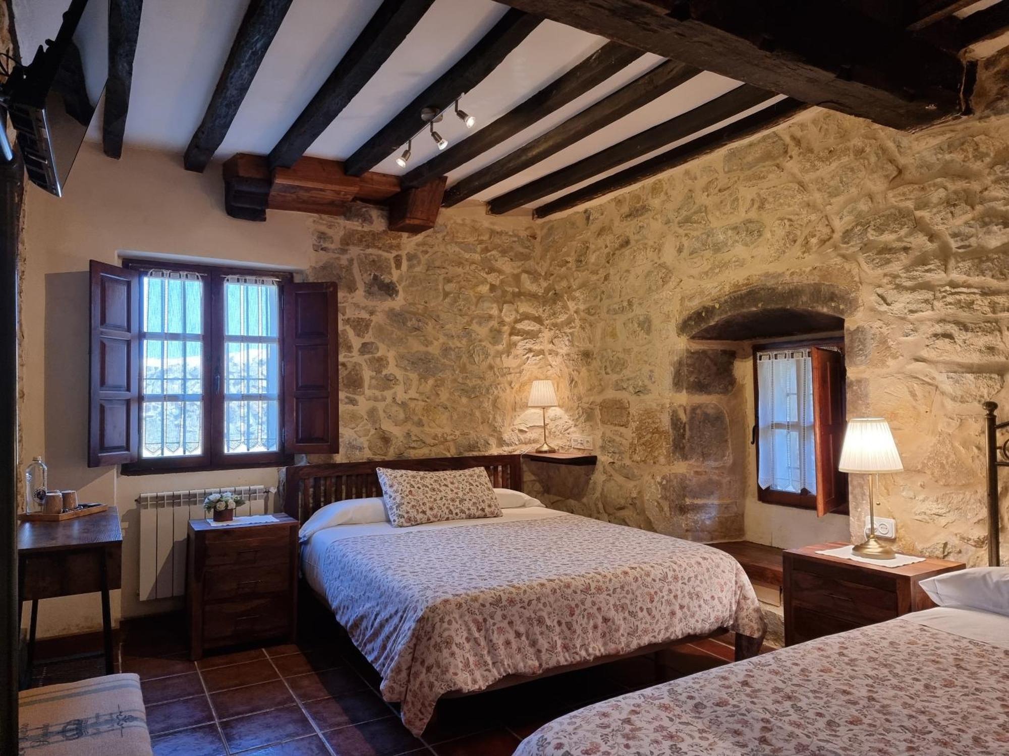 Posada Condado De La Mota موغرو المظهر الخارجي الصورة