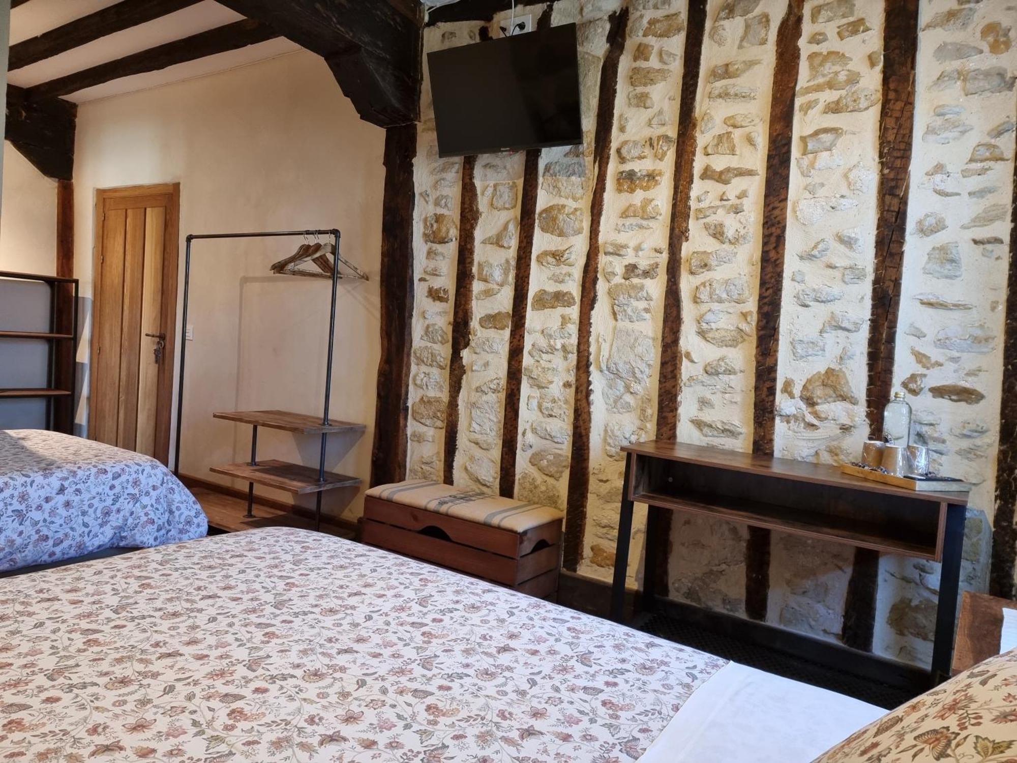 Posada Condado De La Mota موغرو المظهر الخارجي الصورة