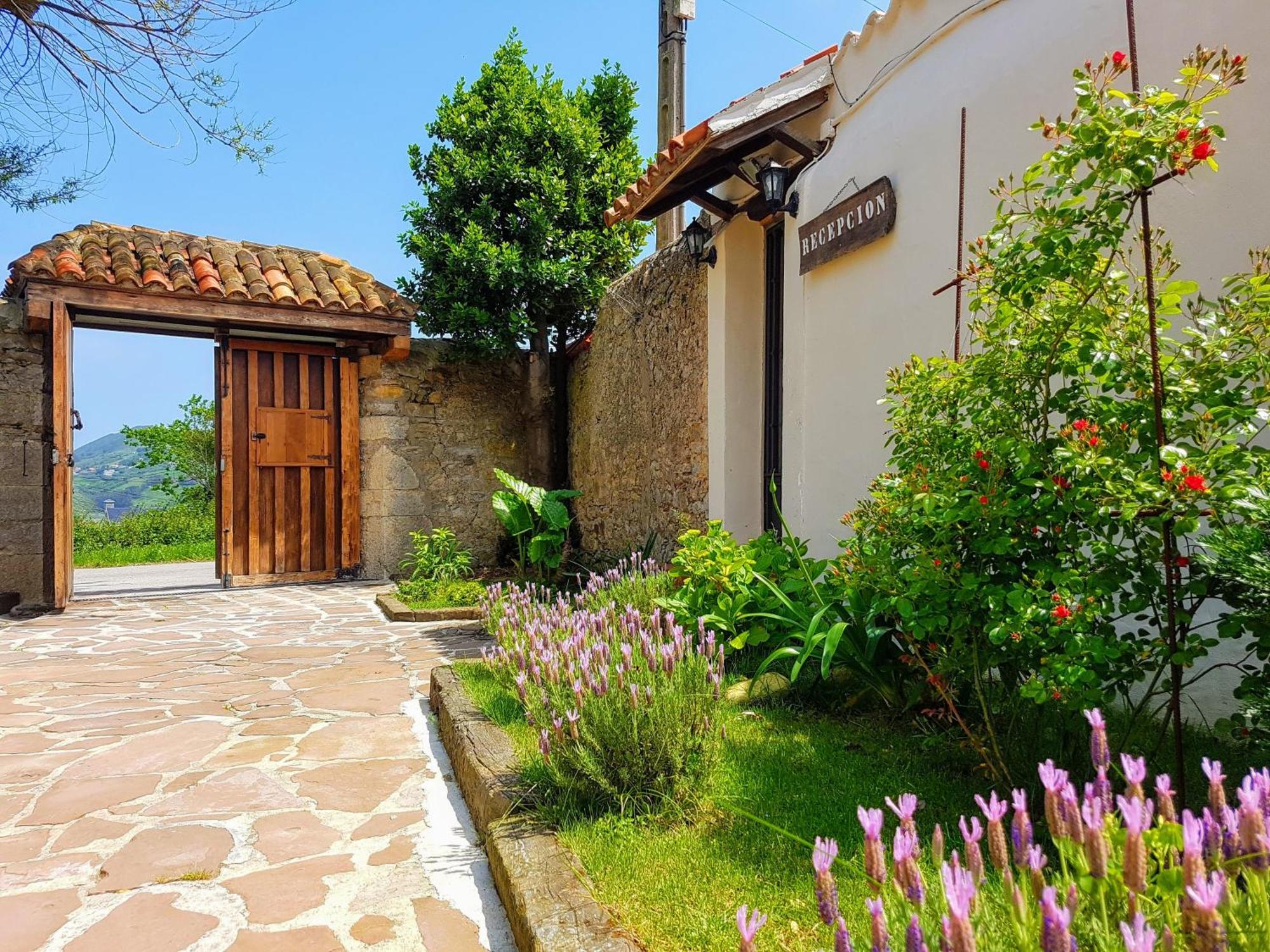 Posada Condado De La Mota موغرو المظهر الخارجي الصورة
