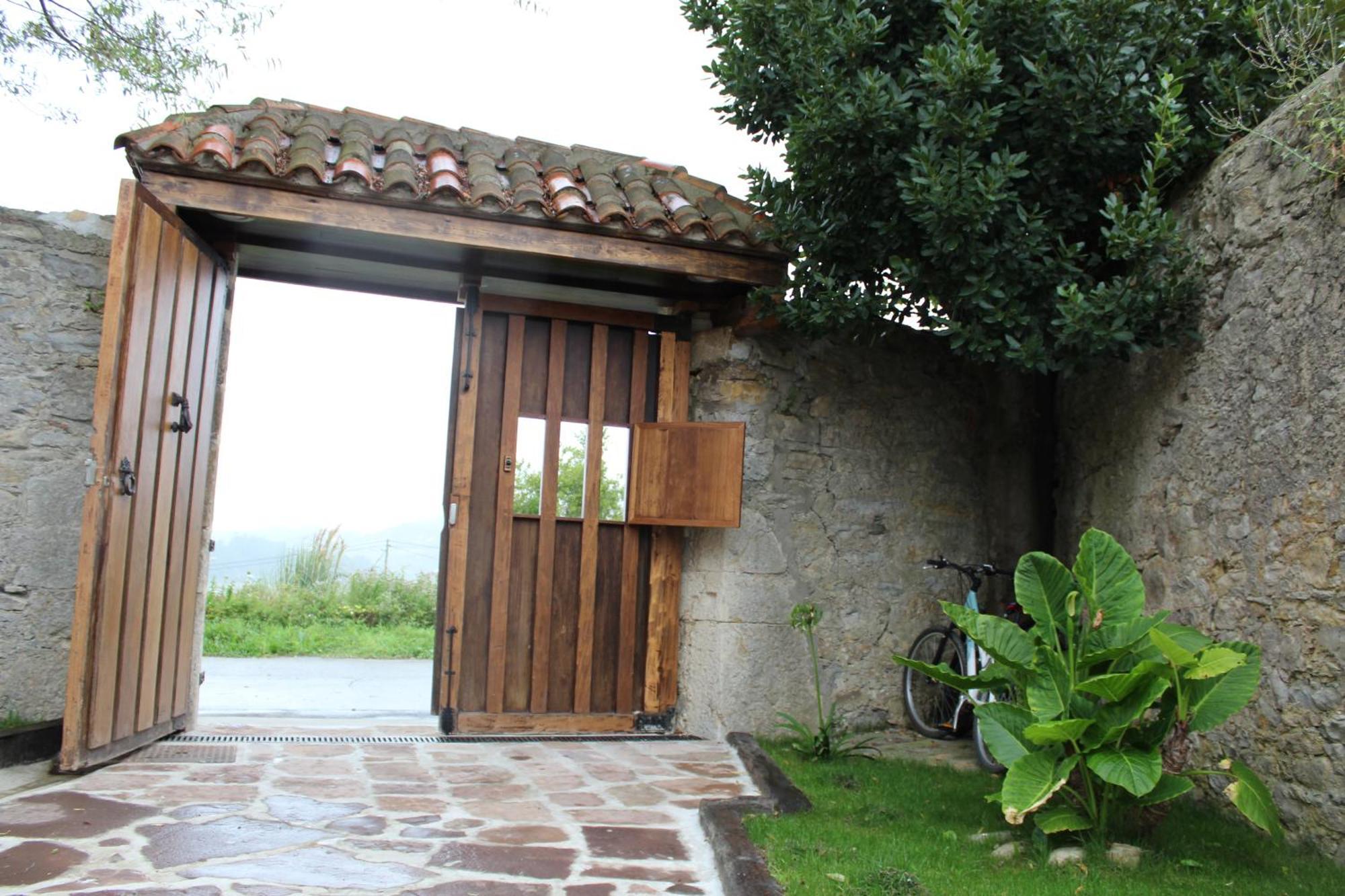 Posada Condado De La Mota موغرو المظهر الخارجي الصورة