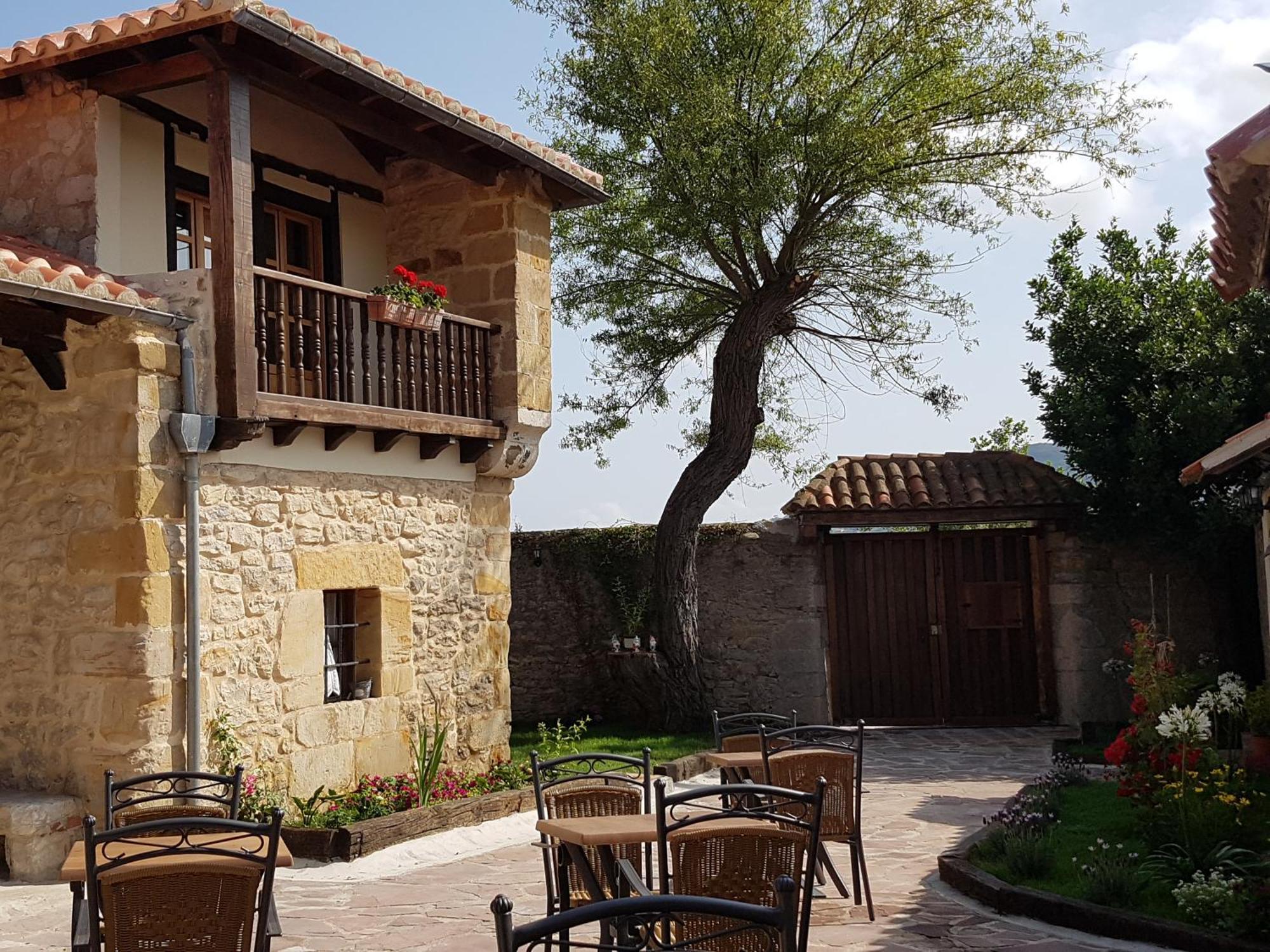 Posada Condado De La Mota موغرو المظهر الخارجي الصورة